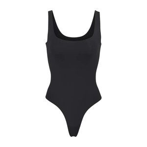SKIMS essential scoop neck bodysuit | Black | M
